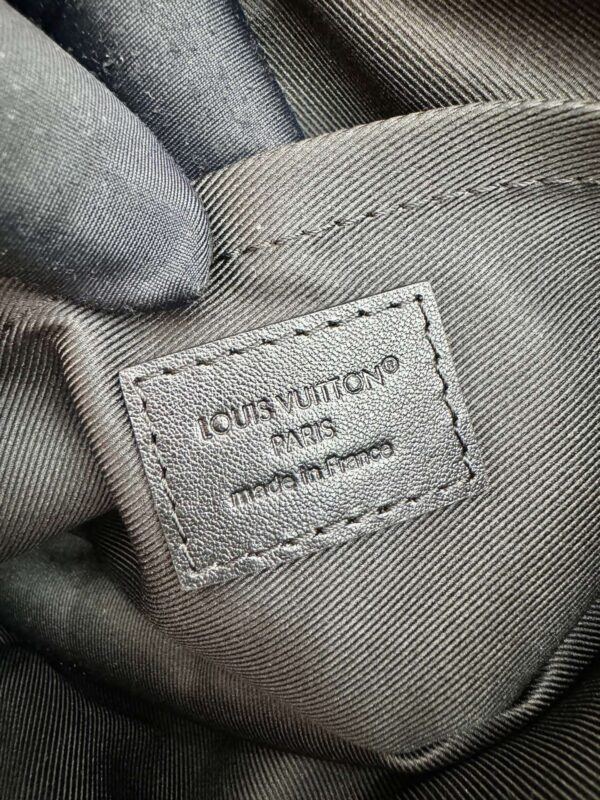 Louis Vuitton Utility Crossbody - Image 6