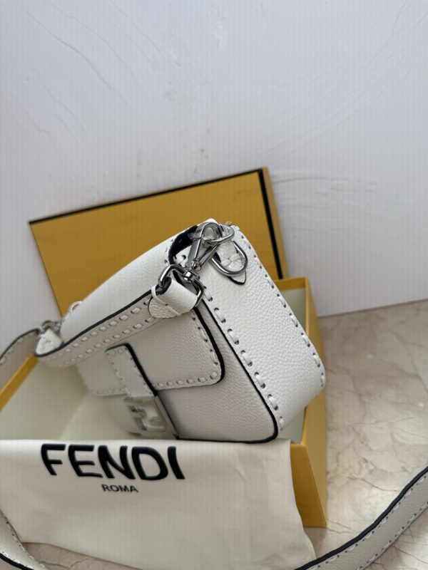 Fendi Selleria Style Baguette in White Perforated Leather - Image 7