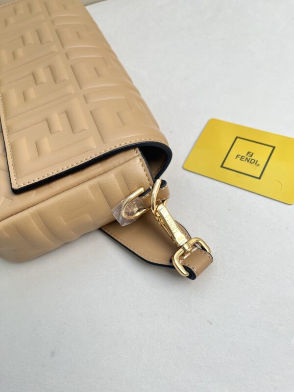 Fendi Baguette - Image 6