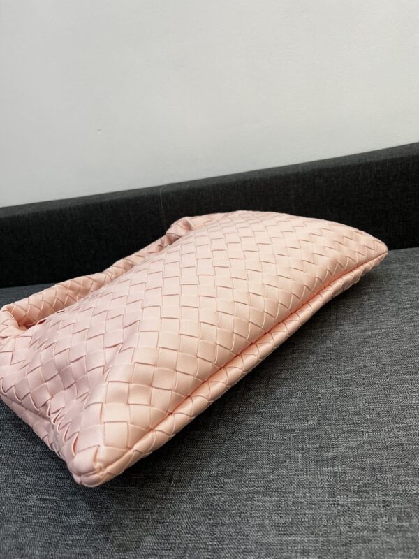 Bottega Veneta Large Hop Bag - Image 3