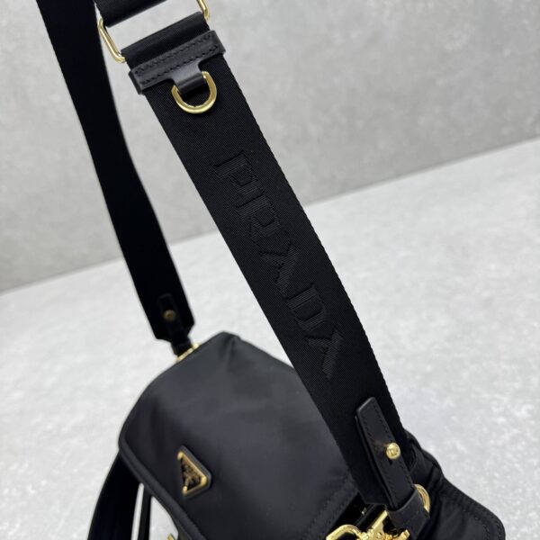 Prada Re-Nylon Shoulder Bag with Saffiano Trim - Image 6