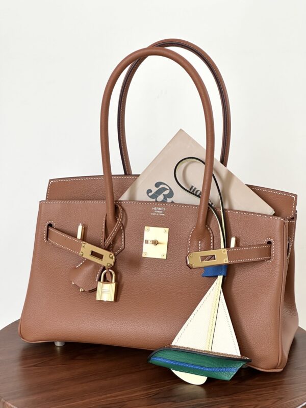 Hermès Birkin 30 Gold Togo with Gold Hardware - Image 4