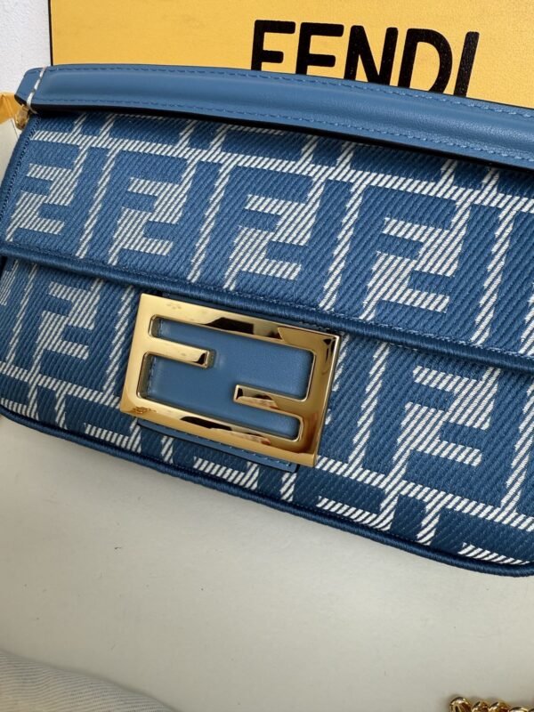 Fendi Baguette Wallet on Chain in Blue FF Jacquard - Image 7