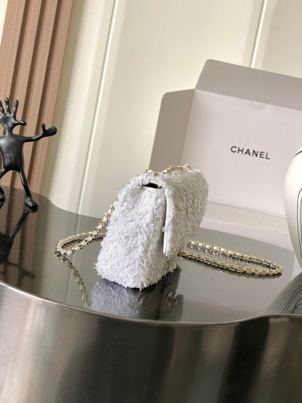 Chanel Tweed Flap Bag - Image 9