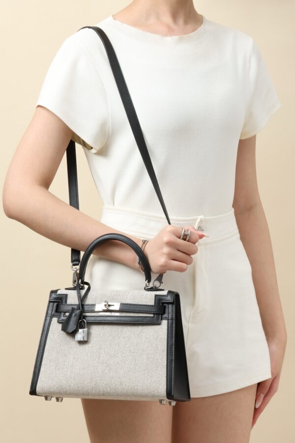 Hermès Kelly 25 Sellier Toile & Leather - Image 7