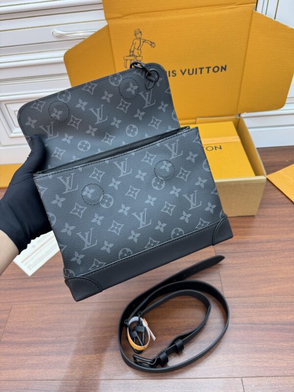 Louis Vuitton Sac Plat BB Monogram Empreinte Leather - Image 4