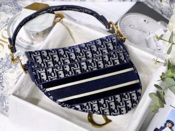 Dior Saddle Bag in Blue Dior Oblique Jacquard - Image 2