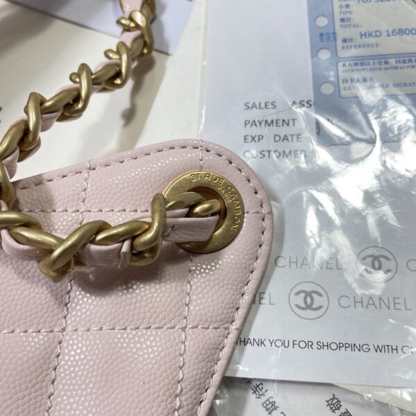 Chanel Quilted Drawstring Bucket Bag - Image 8