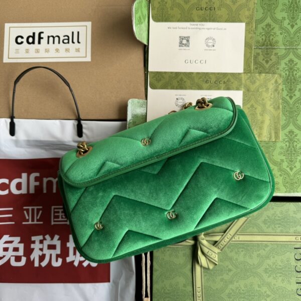 Green Gucci GG Marmont Small Velvet Shoulder Bag - Image 3