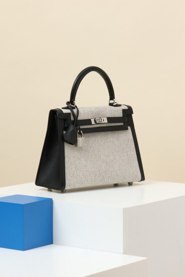 Hermès Kelly 25 Sellier Toile & Leather - Image 3