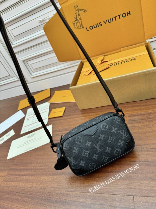 Louis Vuitton Utility Crossbody - Image 3