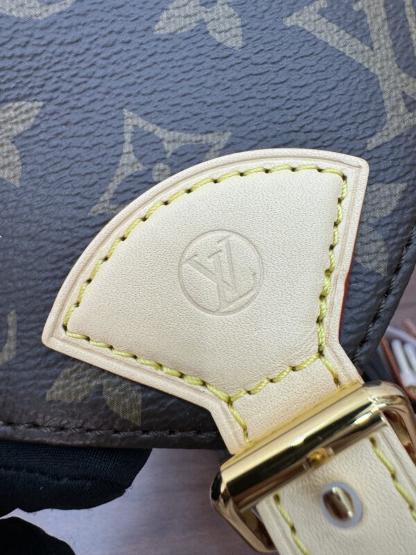 Louis Vuitton Palm Springs Backpack Monogram Canvas - Image 8