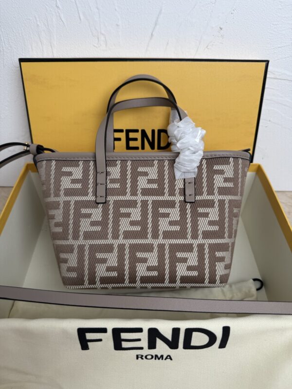 Fendi Sunshine Shopper Mini