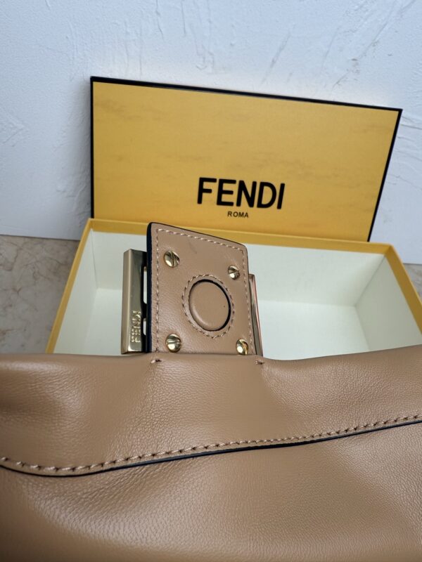 Fendi Drawstring Hobo Bag - Image 5