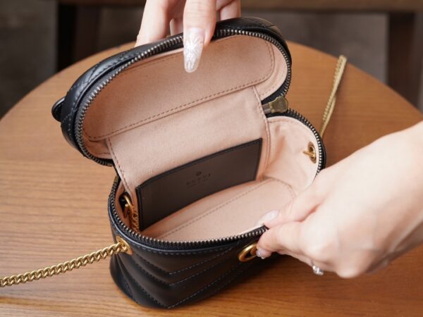 Black Gucci GG Marmont Mini Bag - Image 2