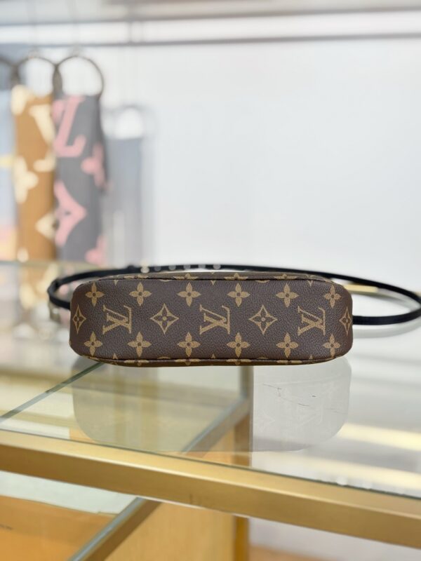 Louis Vuitton Loop Hobo Bag Monogram Canvas - Image 2
