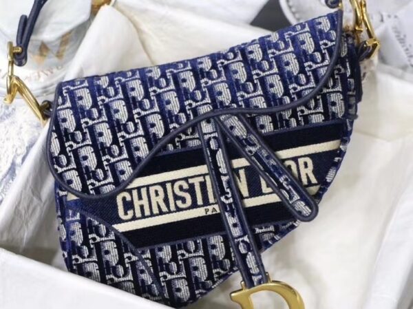 Dior Saddle Bag in Blue Dior Oblique Jacquard - Image 9