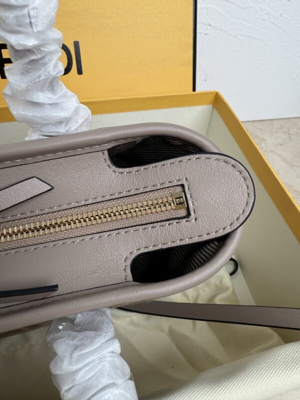Fendi Sunshine Shopper Mini - Image 6