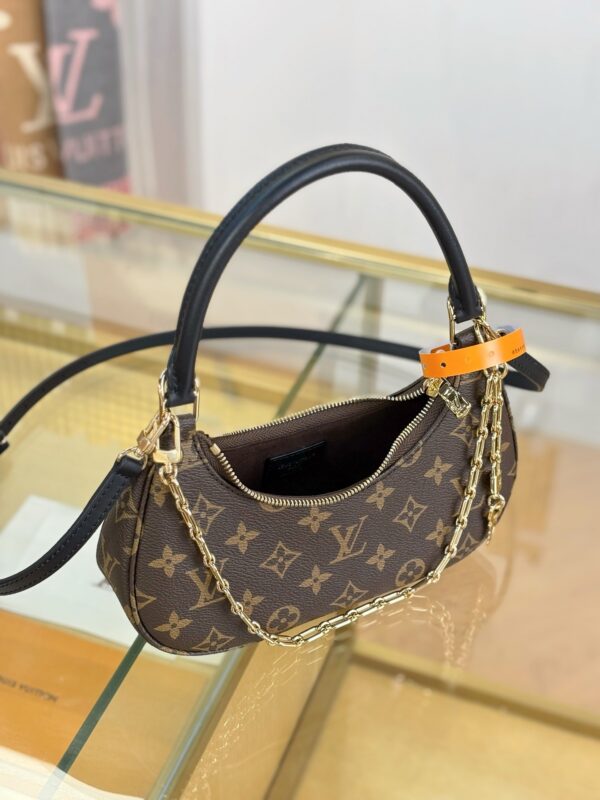 Louis Vuitton Loop Hobo Bag Monogram Canvas - Image 8