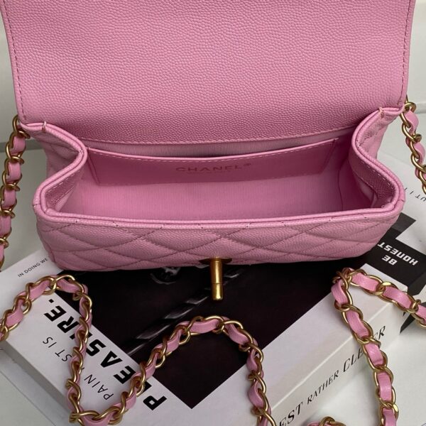 Chanel Mini Flap Bag in Pink Quilted Caviar Leather - Image 4