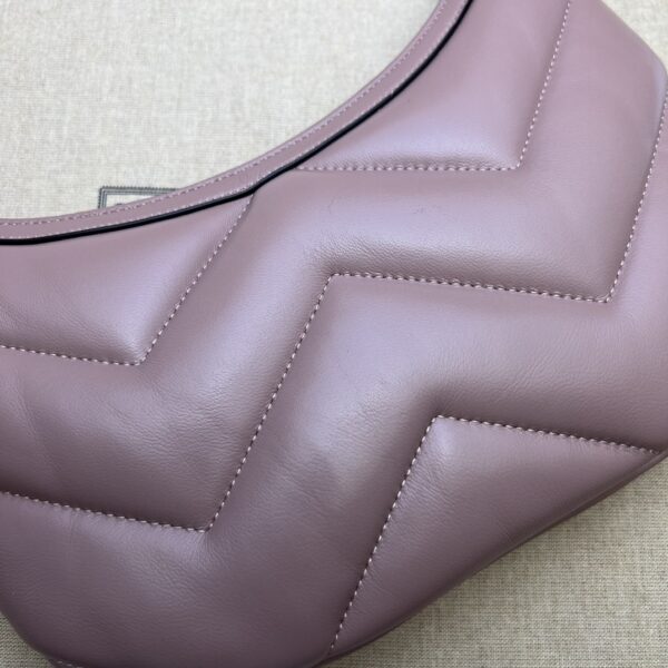 Gucci GG Marmont Matelassé Mini Bag - Image 2
