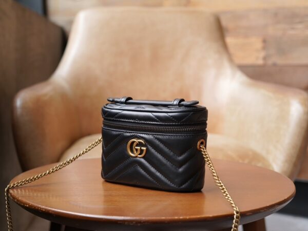 Black Gucci GG Marmont Mini Bag