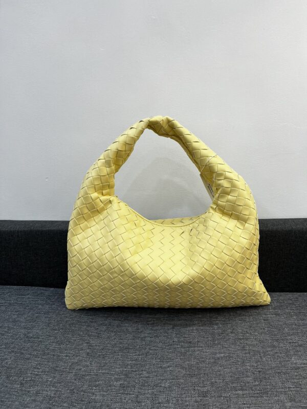 Bottega Veneta Large Hop Bag