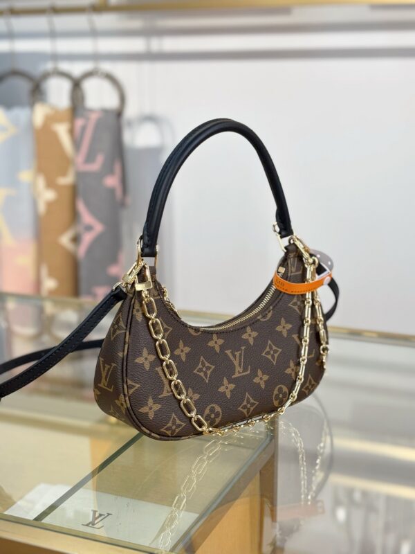 Louis Vuitton Loop Hobo Bag Monogram Canvas