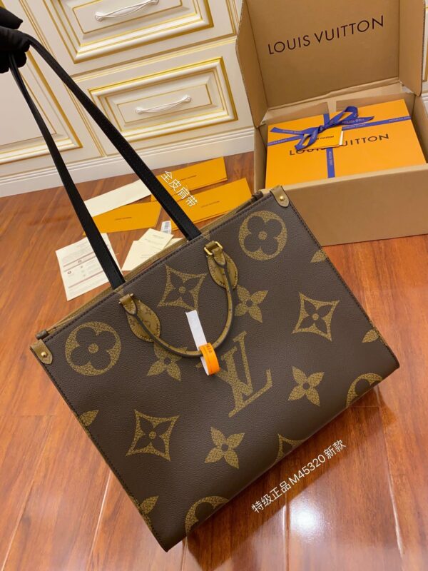 Louis Vuitton OnTheGo GM Monogram Giant Canvas