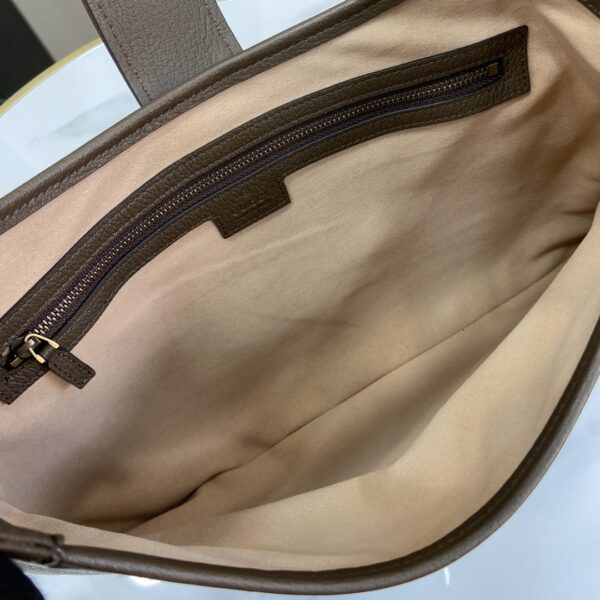 Gucci GG Large Hobo Bag - Image 9