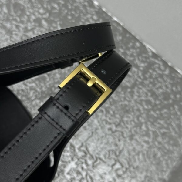 Prada Saffiano Leather Tote Bag - Image 5