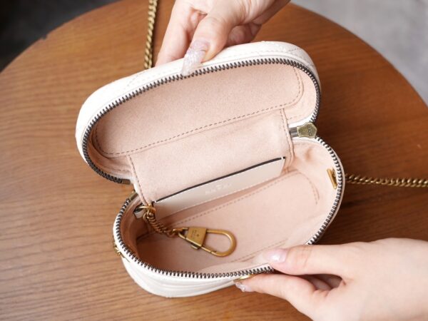 White Gucci GG Marmont Mini Bag - Image 9