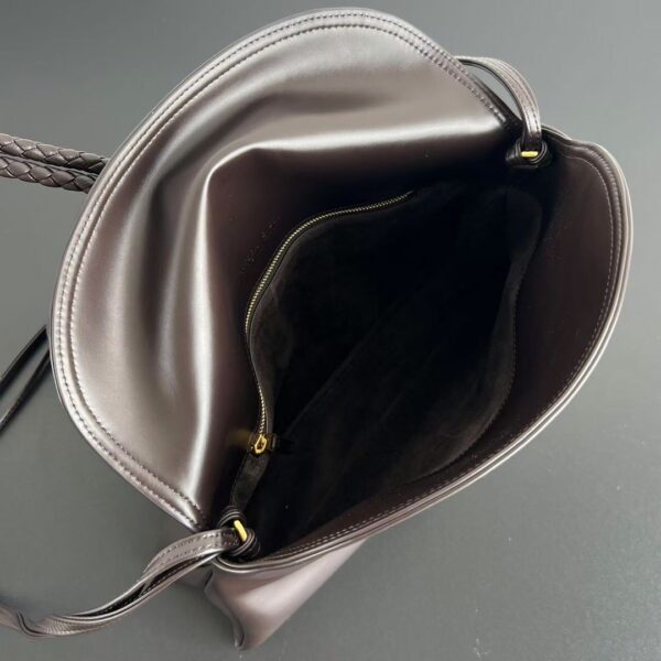 Bottega Veneta Liberta Medium Crossbody Bag - Image 4
