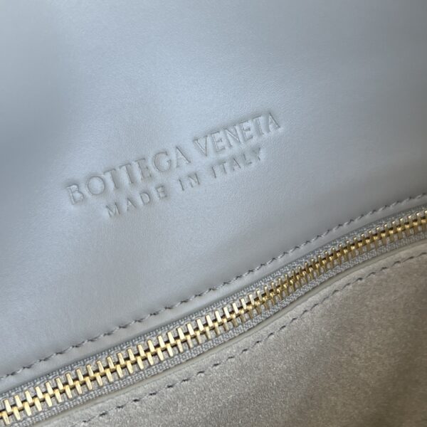 Bottega Veneta Small Liberta Handbag - Image 3
