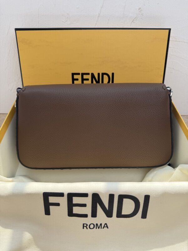 Fendi Baguette Medium in Brown Cuoio Romano Leather - Image 8