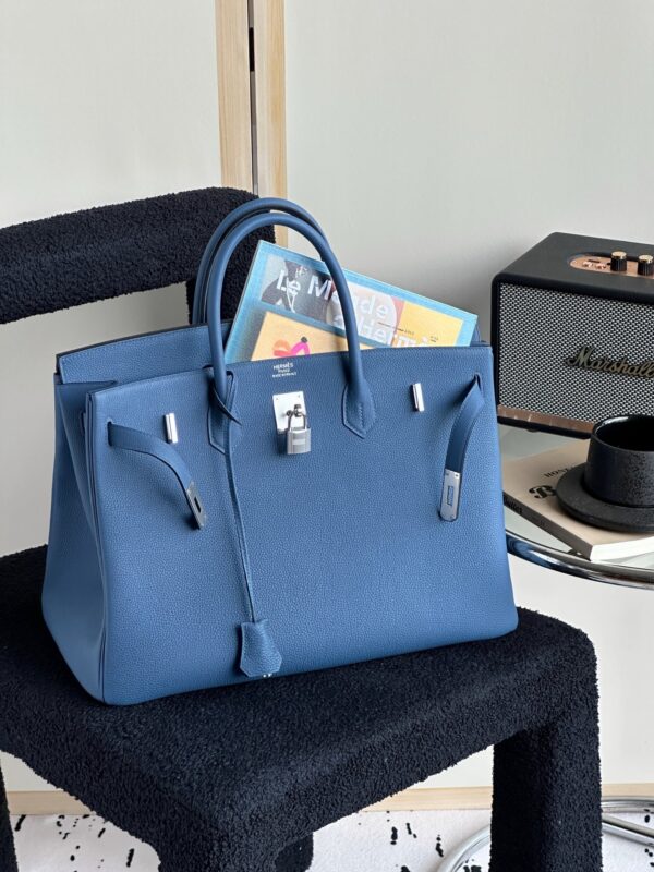 Hermès Birkin 30 Classic Blue Togo with Palladium Hardware - Image 4