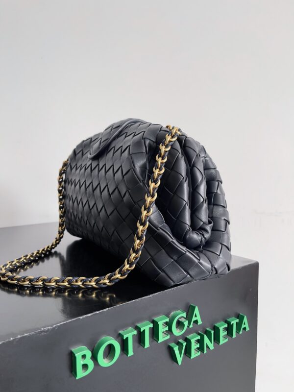 Bottega Veneta The Chain Pouch