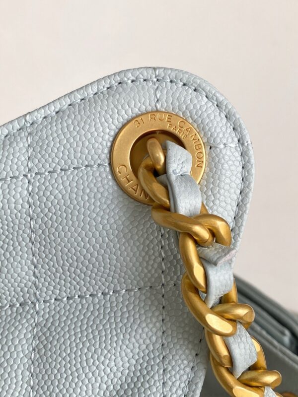 Chanel Quilted Drawstring Bucket Bag - Image 4
