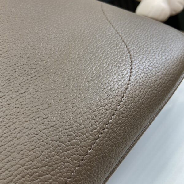Gucci GG Large Hobo Bag - Image 2