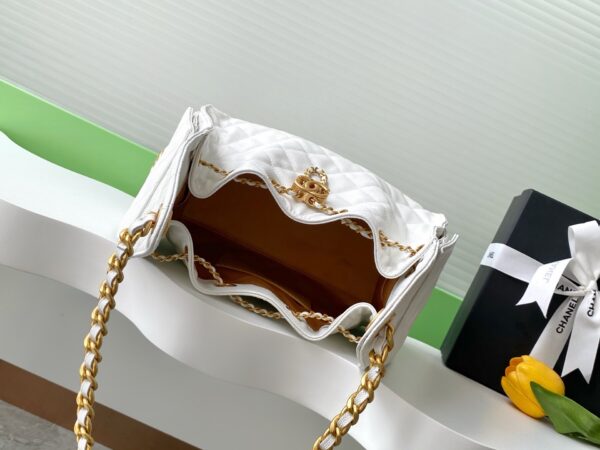 Chanel Drawstring Bucket Bag in White Quilted Caviar - Image 3