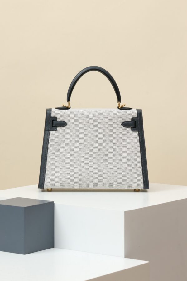 Hermès Kelly 25 Sellier Toile & Leather - Image 25