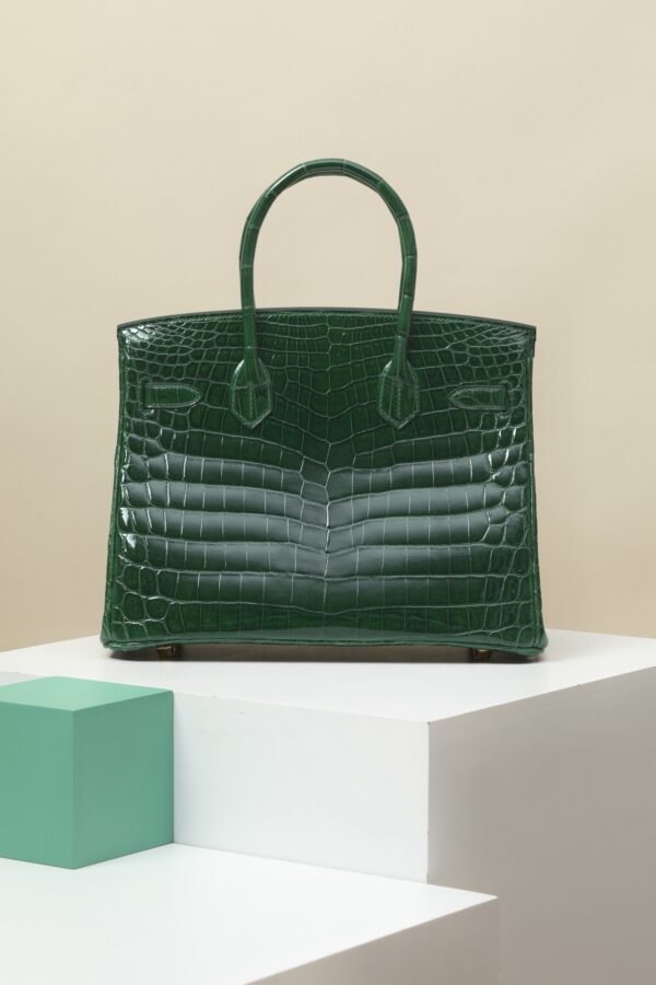 Hermès Birkin 30 Emerald Green Shiny Alligator with Gold Hardware - Image 5