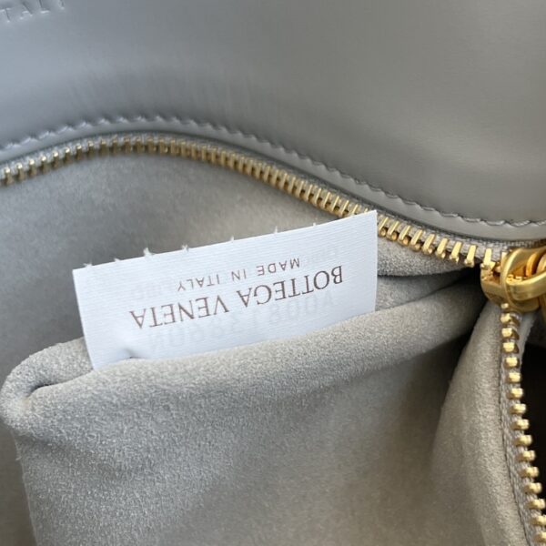 Bottega Veneta Small Liberta Handbag - Image 2