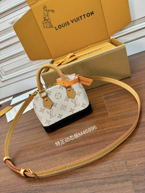 Louis Vuitton Nano Speedy
